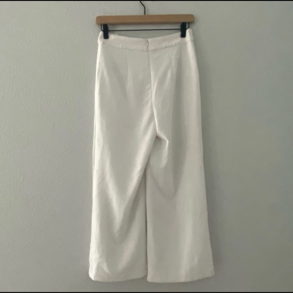 Cupcakes and Cashmere Esperante Tassel Lace Up Culotte Pant - Picture 3 of 4